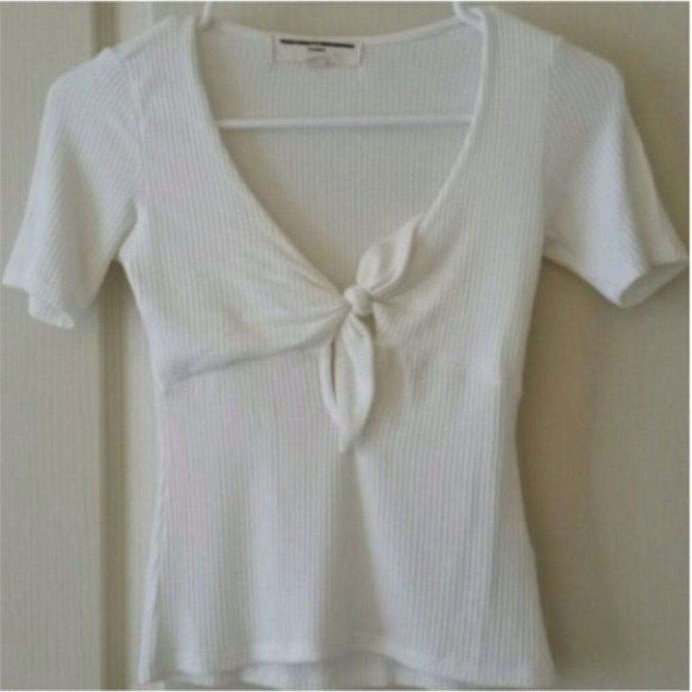 UO Tie front crop top